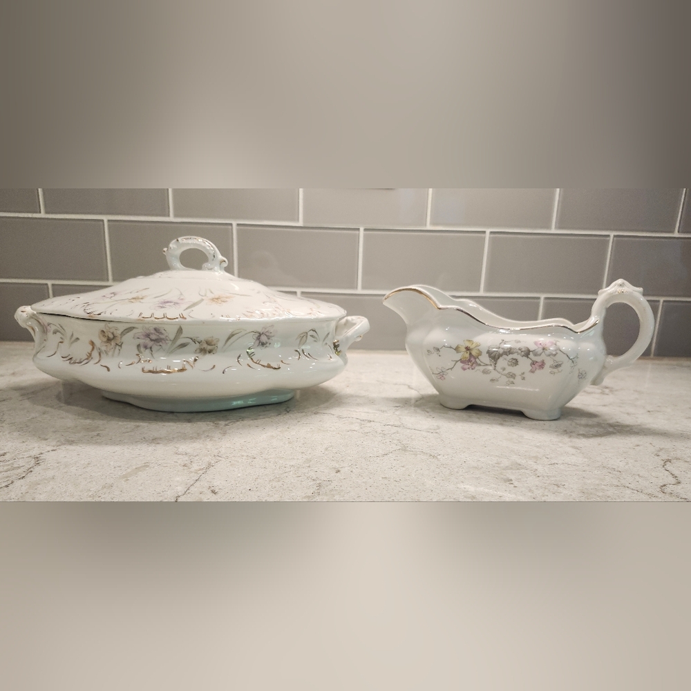 Vintage Henry Alcock & Co Floral Semi- Porcelain Serving Bowl Lid & Gravy Bowl
